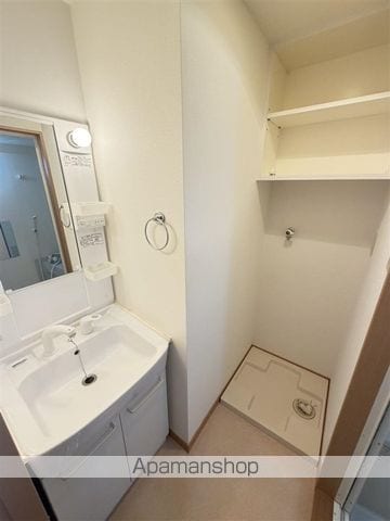 スカリナータ城南通りの内装写真