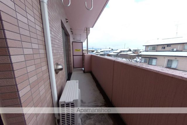 ロイヤルガーデン住吉の内装写真