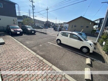 レオパレス鹿之助[1K/19.87m2]の駐車場