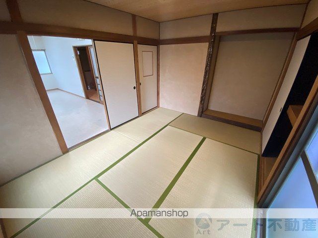 伊予鉄道横河原線 福音寺駅 徒歩17分 2階建 築45年の内装写真