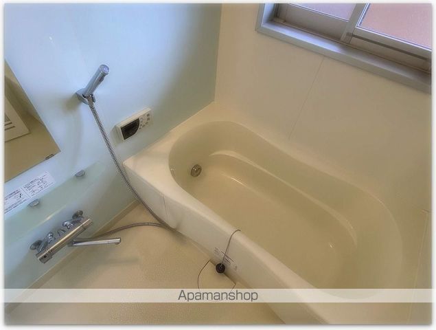 クロスレジデンス大阪新町の内装写真