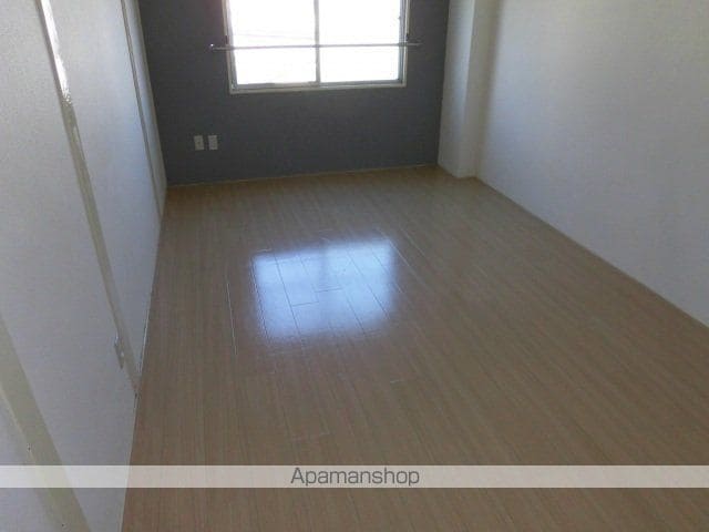 古本ビルの内装写真