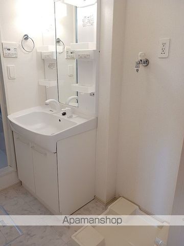 クレセント IIの内装写真