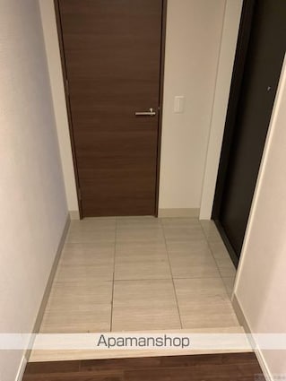 ウェリス南持田緑彩苑[4LDK/95.4m2]の玄関