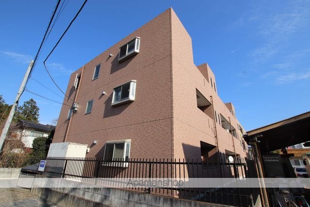 ロハス ヴィラ ケイ 2号館の外観写真