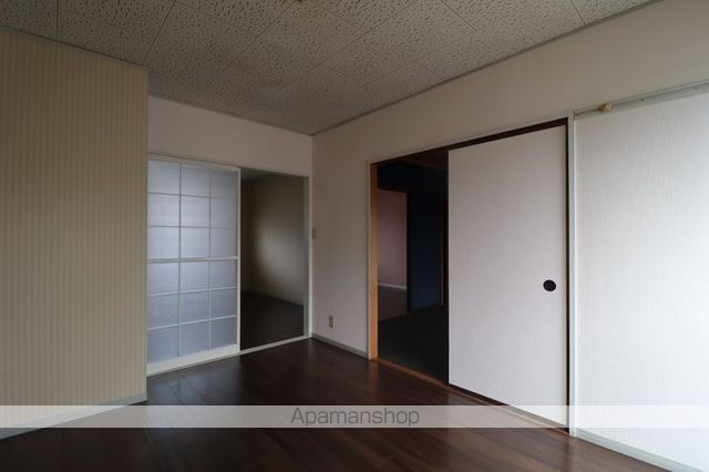 プレジール小野 F棟の内装写真