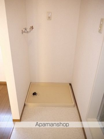 ハイカムール窪田の内装写真
