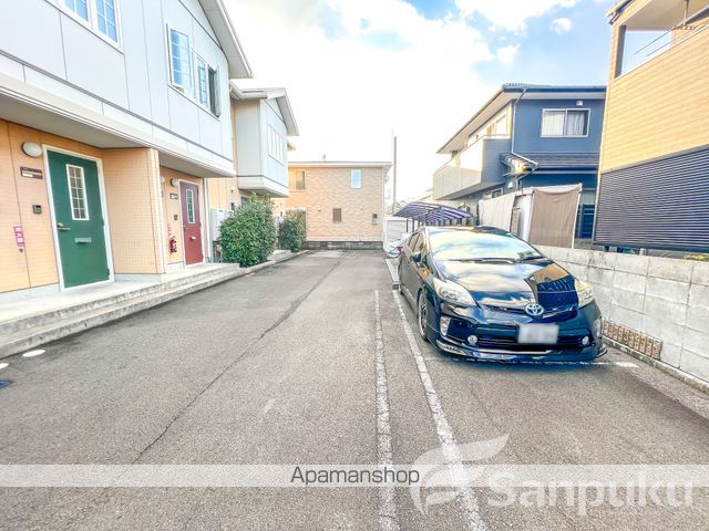 ブランシェ南斎院の外観写真