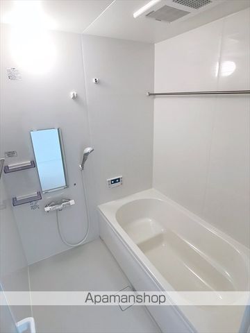 クワテュオール沓市場の内装写真