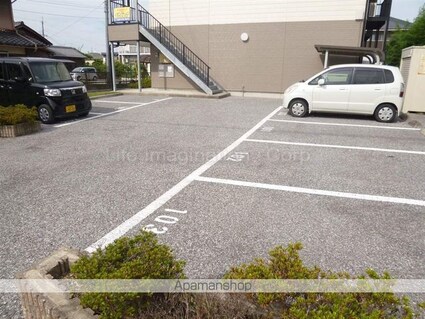ＪｏｙＦｉｅｌｄ[1LDK/45.64m2]の駐車場1