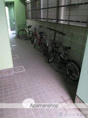 エクセレント小西の玄関写真