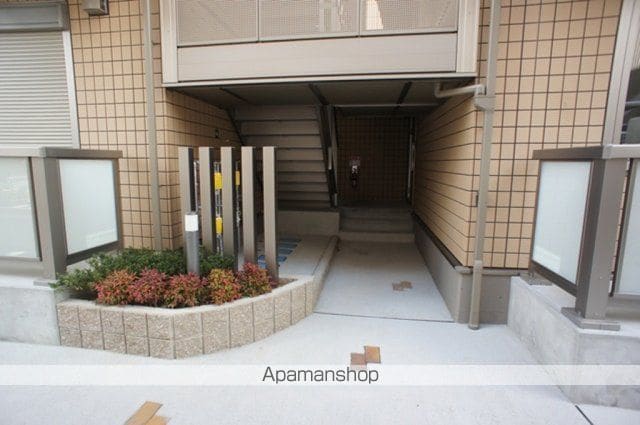 モンテ中山台の玄関写真
