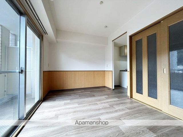 VALUE FRONTIERの内装写真