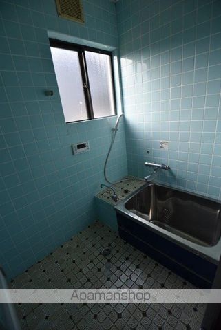 安芸高田市 2階建 築41年の内装写真