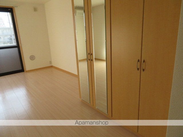 プロニティ表の内装写真