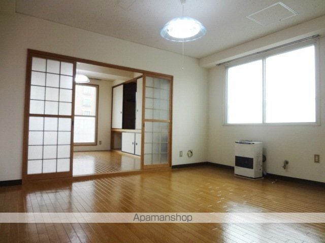 ケンタク北16条ビルの内装写真