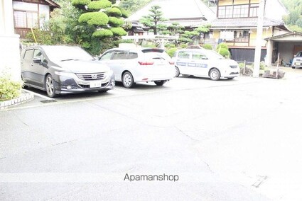 クイーンペガサスⅢ[2LDK/57.57m2]の駐車場4