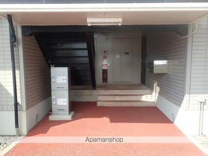 リバーフォート阿賀　Ｂ[2LDK/58.81m2]のエントランス2