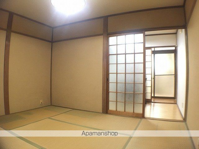 京都市烏丸線 北大路駅 徒歩20分 2階建 築49年の内装写真
