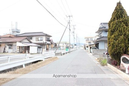 サン　フィオーレＢ[1LDK/41.98m2]の周辺2