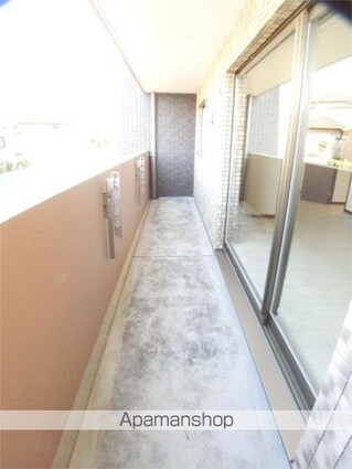 レゴリス成城３[2LDK/53.66m2]のバルコニー