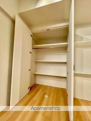 レジディア目黒Ⅱ[1R/31.54m2]の収納