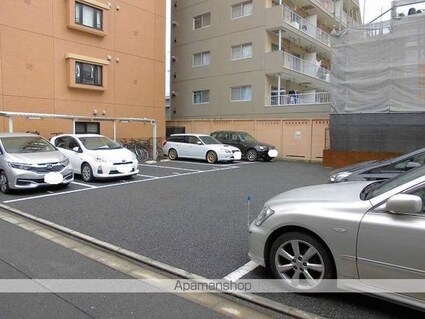ＤーＲｏｏｍ　Ｓｔａｙ　両国[1R/40.43m2]の駐車場
