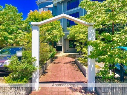 パディ・アイ・マンション[2DK/50.85m2]のエントランス1