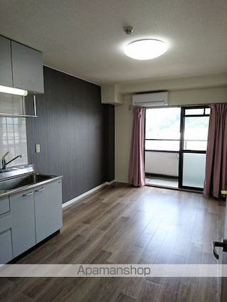 ロイヤルエクセーヌⅡ[2DK/48.7m2]のリビング・居間