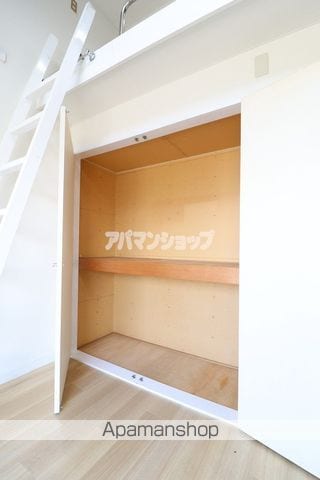 トレニアの内装写真