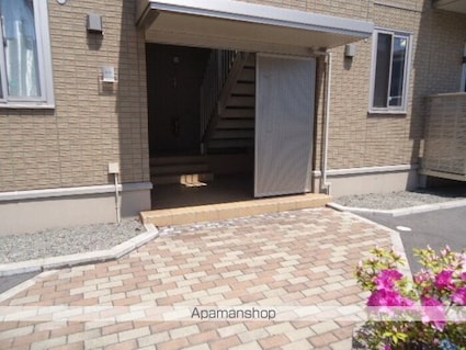 アクイーユ平成台[2LDK/55.44m2]のエントランス