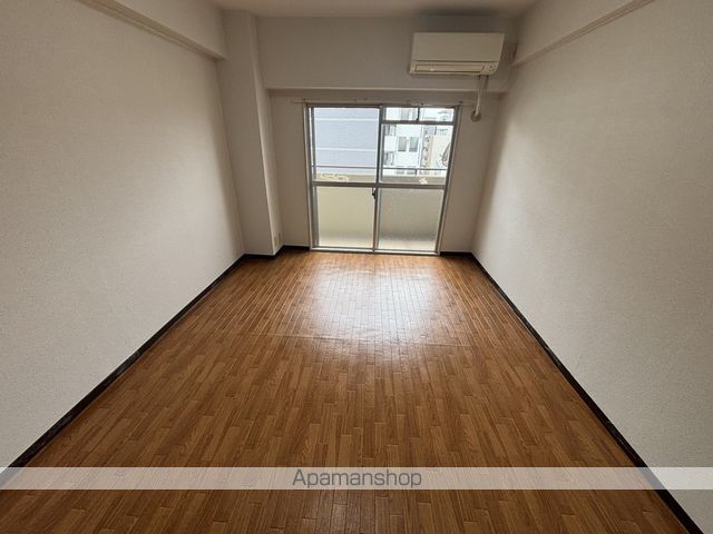 メゾン第5新大阪の内装写真