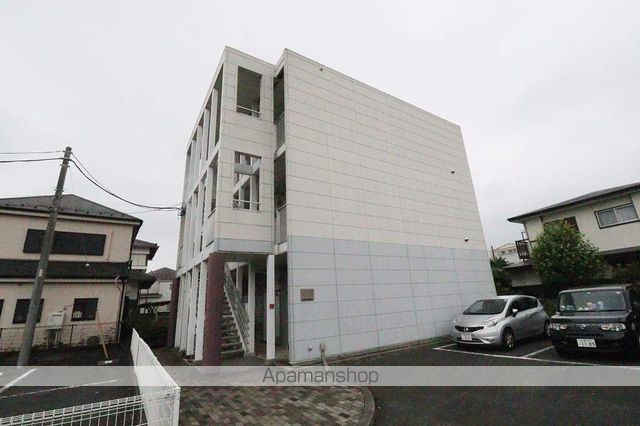 レオパレスグルワールの外観写真