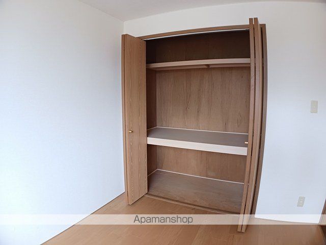 ウェアーハウス Cの内装写真