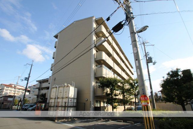 ラ ヴィル ヌーヴェル ドゥの外観写真