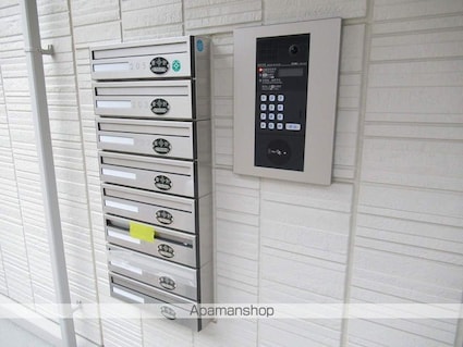 コメット[1LDK/34.76m2]のエントランス