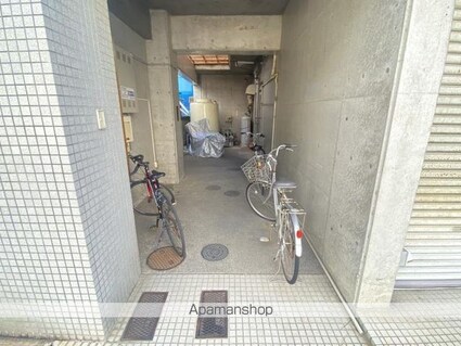 エンドレスホープ清水[1K/13.77m2]のエントランス