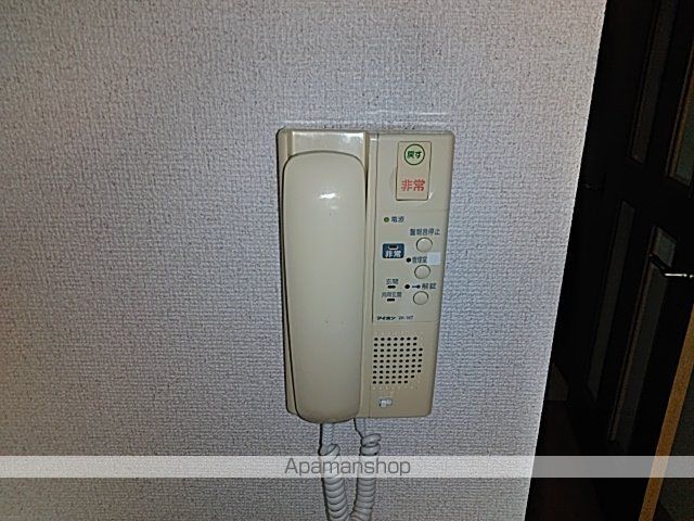 AZURE ESAKAの内装写真