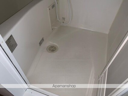 サン・クレスト[1K/30.69m2]のバス2