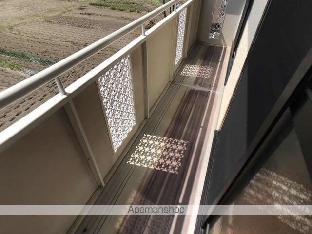 パウゼ・ドゥ・アピス　Ｂ[2LDK/59.25m2]のバルコニー