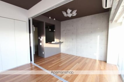 コリドール中央[1LDK/34.37m2]のリビング・居間