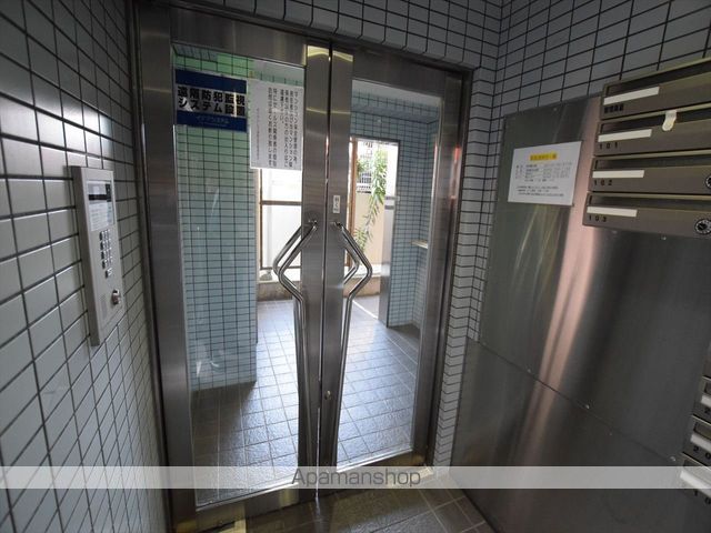 ダイアパレス淵野辺IIIの玄関写真
