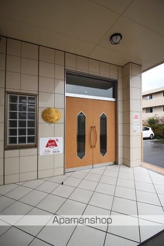 アリビオ高柳の玄関写真