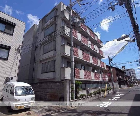 ヴィラエトワール西院の外観写真