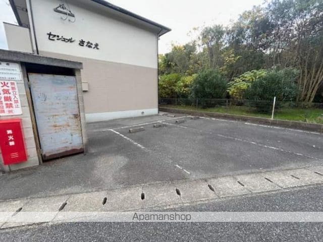 セジュールさなえの玄関写真