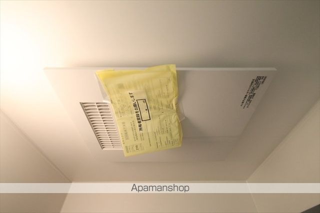 リバレイン江坂の内装写真