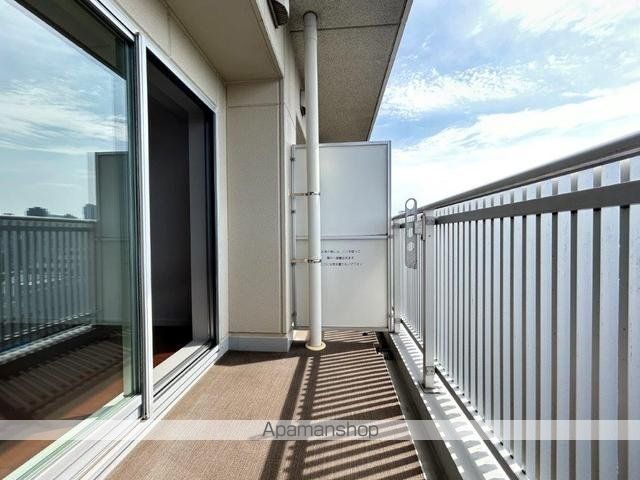 ラクアスレジデンス東新宿の内装写真