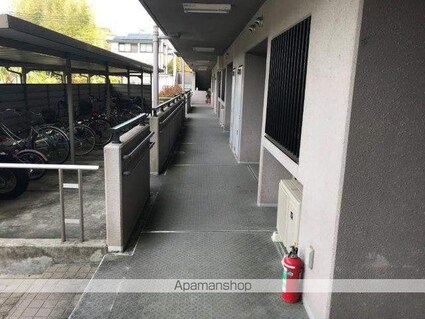 アルトピアーノ仰木の里[3LDK/66.7m2]のエントランス2