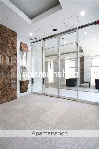 LEGAL四ツ橋立売堀IIの玄関写真