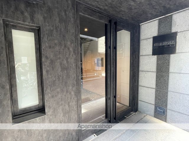 レジディア後楽園の玄関写真